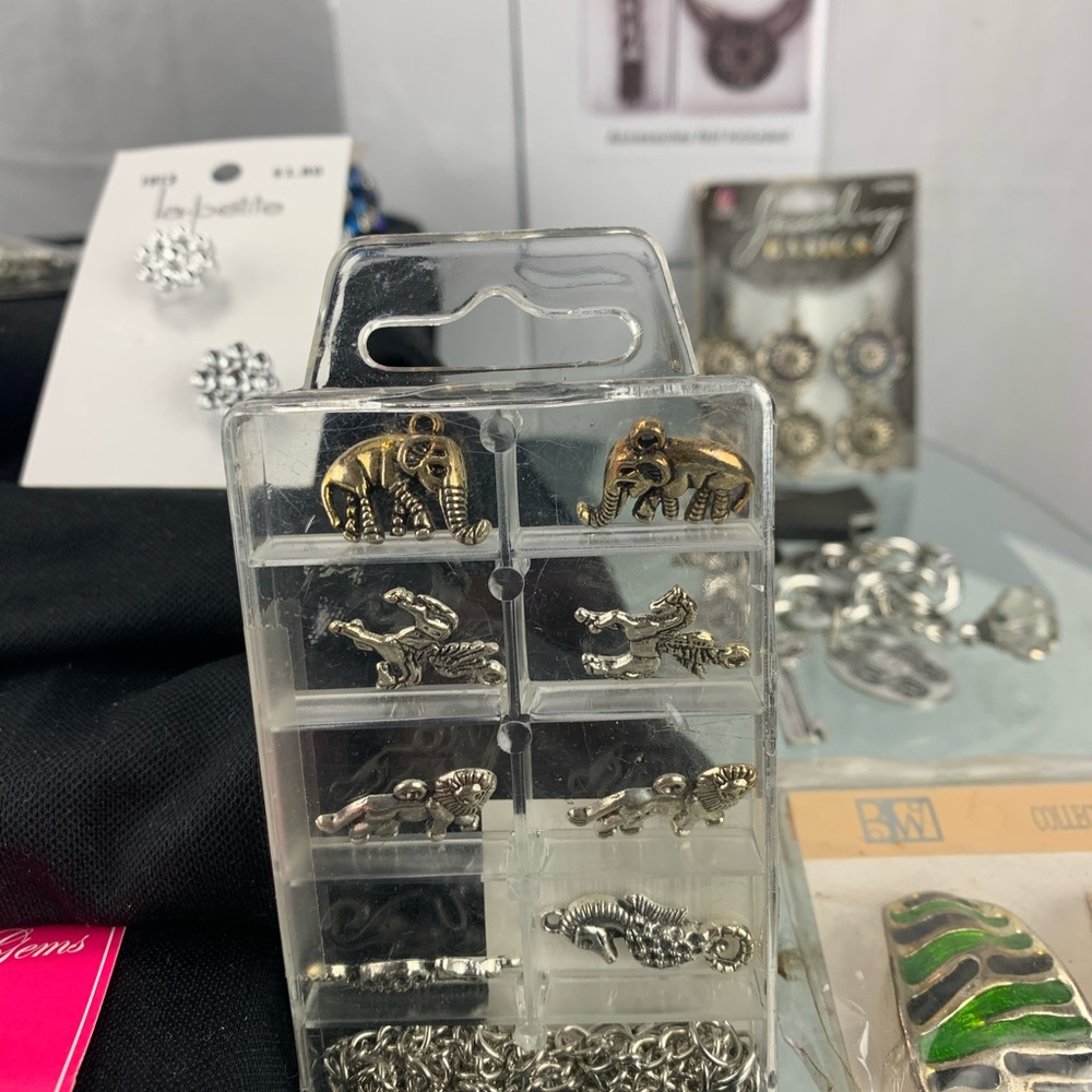 Jewelry Designer - Picture 5 of 8
